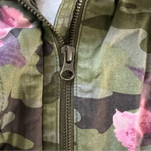 GAP Kids Floral camo parka poncho, Size 4T - Picture 3 of 7